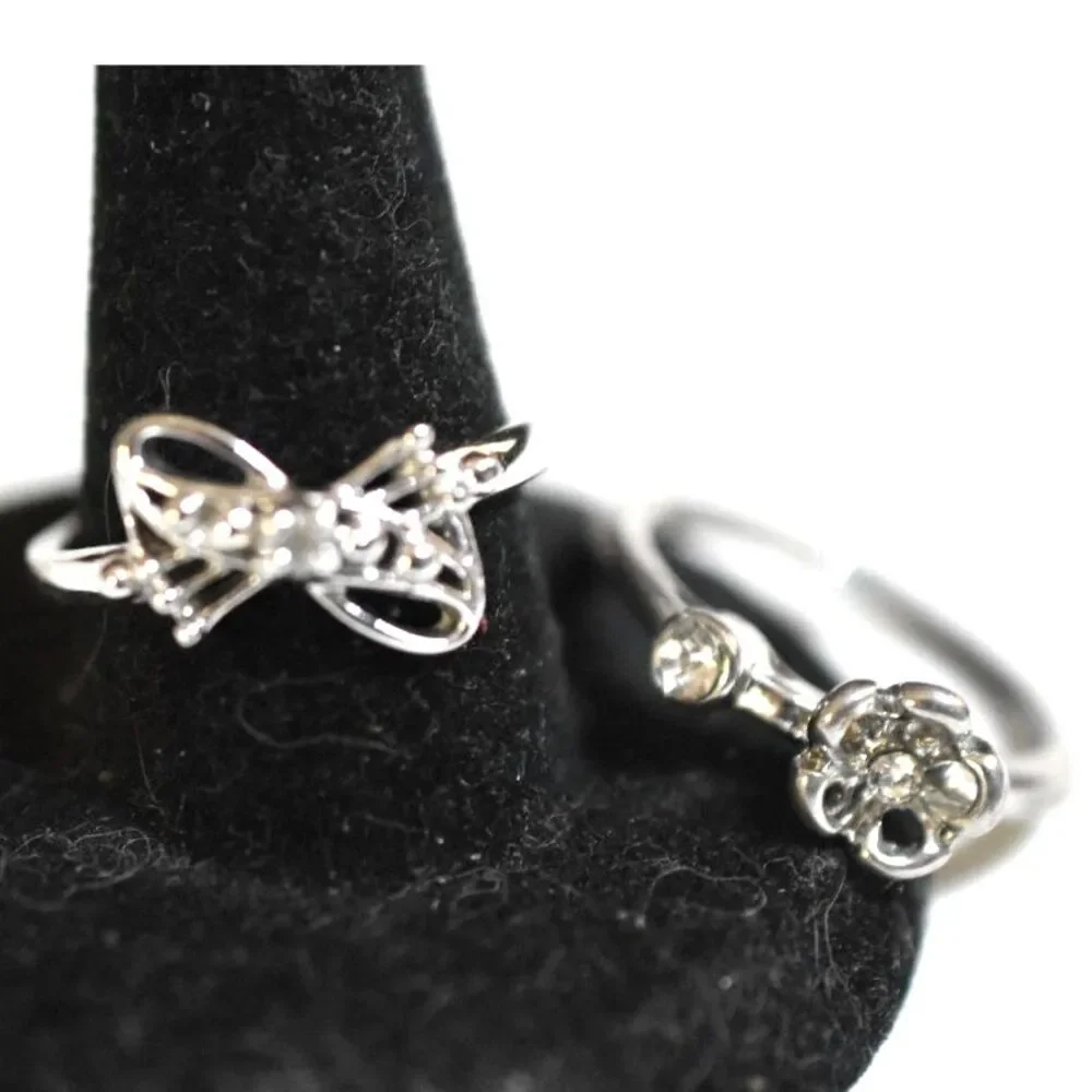 Set Of 2 Trendy Stylish Silver Tone Flower/Bow Size 10 & 11 Y2K Preppy Rings